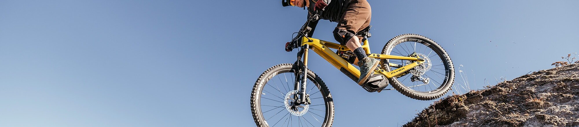 E-Mountainbiker im Wallis